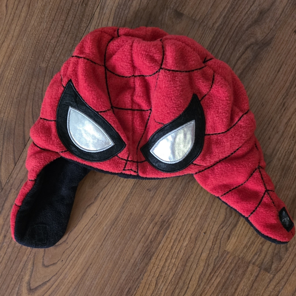 Marvel Kids Spiderman Winter Fleece Snow Flapper HAT SMALL MEDIUM 42 50cm RED